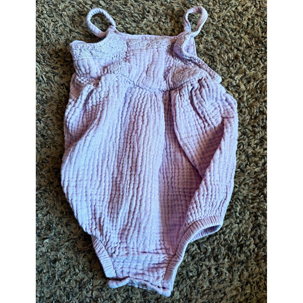 Grayson Collective 0-3M Lilac Cotton Gauze Sleeveless Snap Romper One-Piece